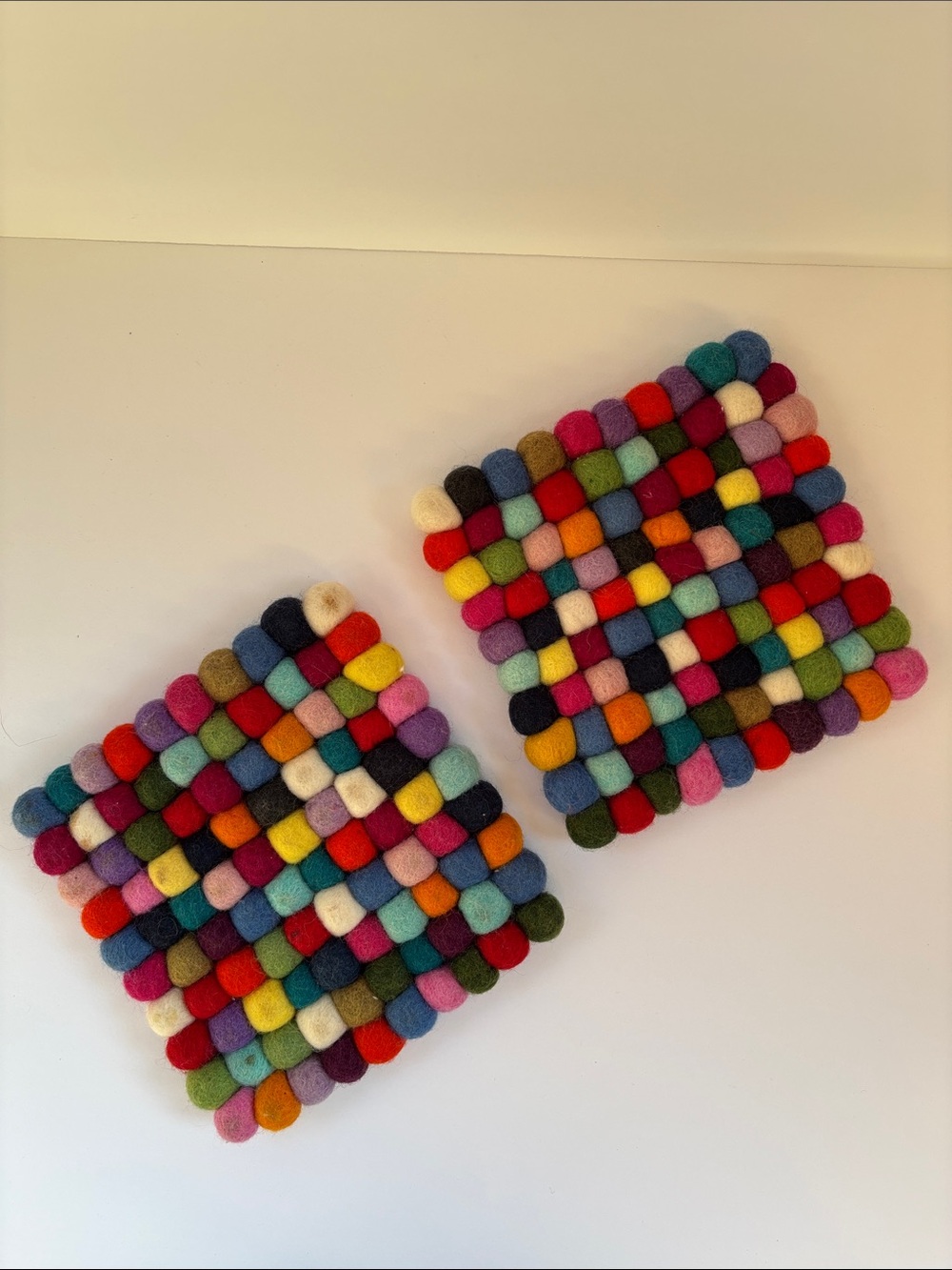 🌈 Handmade Felt Ball Trivets Set of 2 Colorful Wool Hot Pads Boho Kitchen Decor